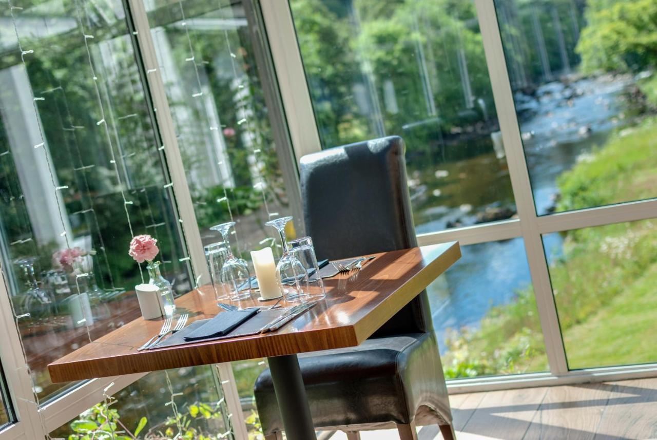 Craig-Y-Dderwen Riverside Hotel Betws-y-Coed Luaran gambar