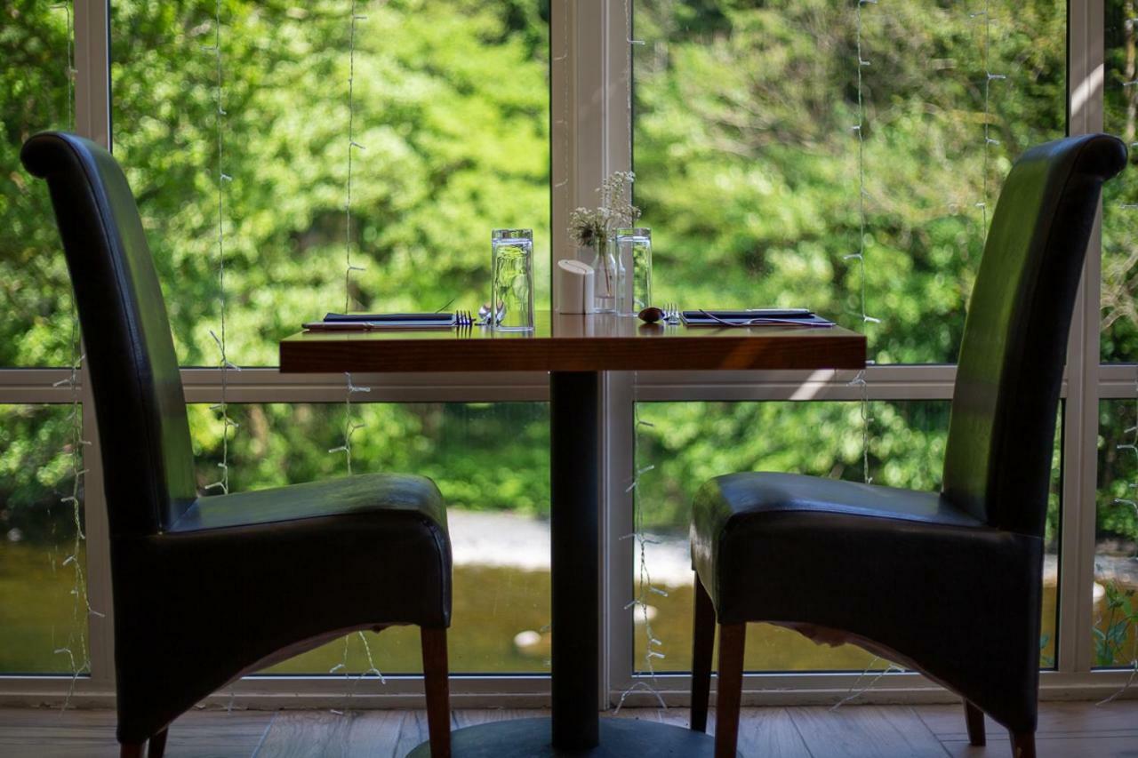 Craig-Y-Dderwen Riverside Hotel Betws-y-Coed Luaran gambar